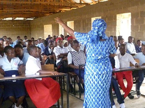 Pic 5 G&L teaching in school